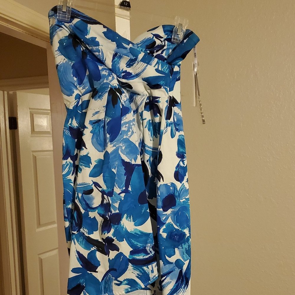 Mini sleeveless dress